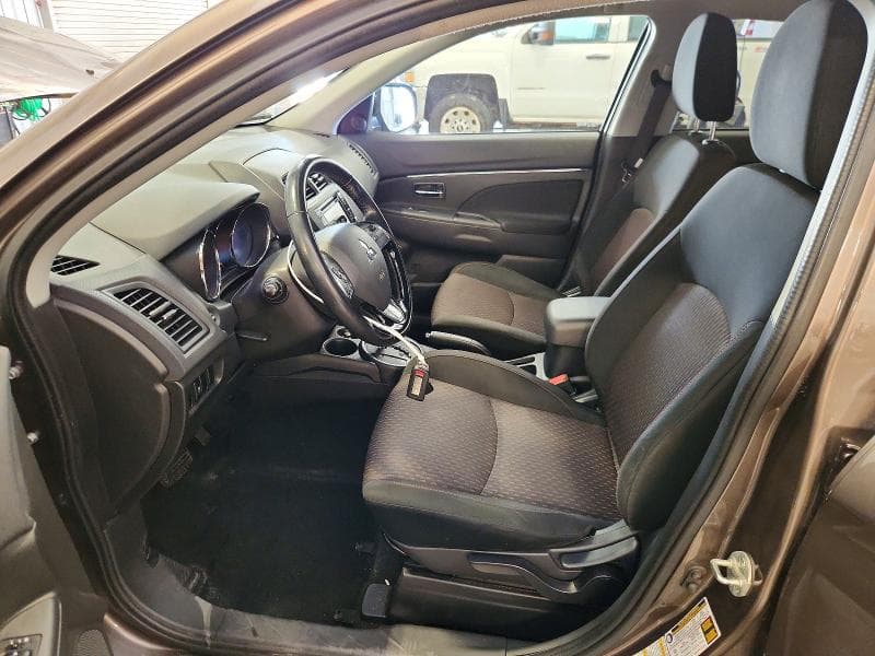 2017 MITSUBISHI OUTLANDER SPORT ES 7