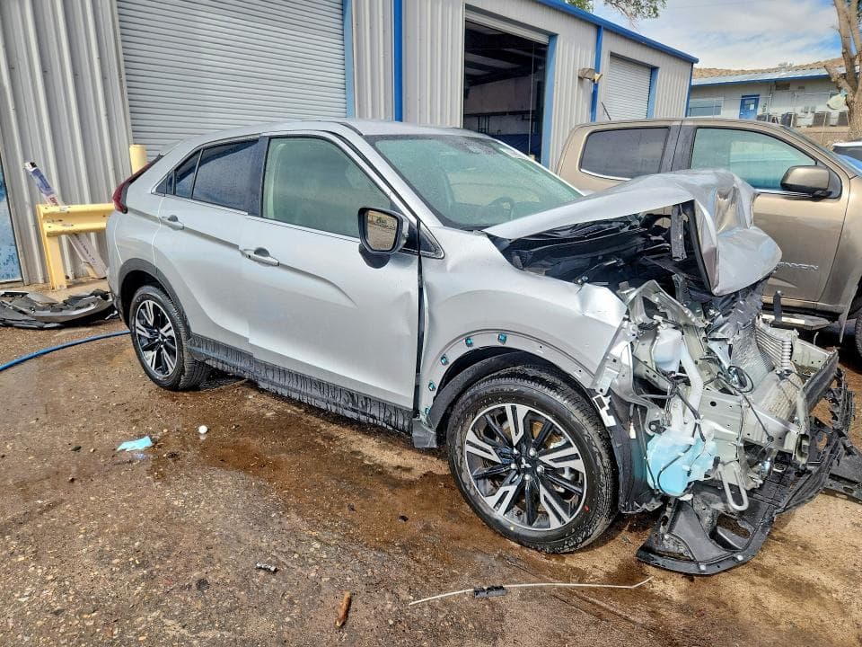 2026 MITSUBISHI ECLIPSE CROSS SE 4