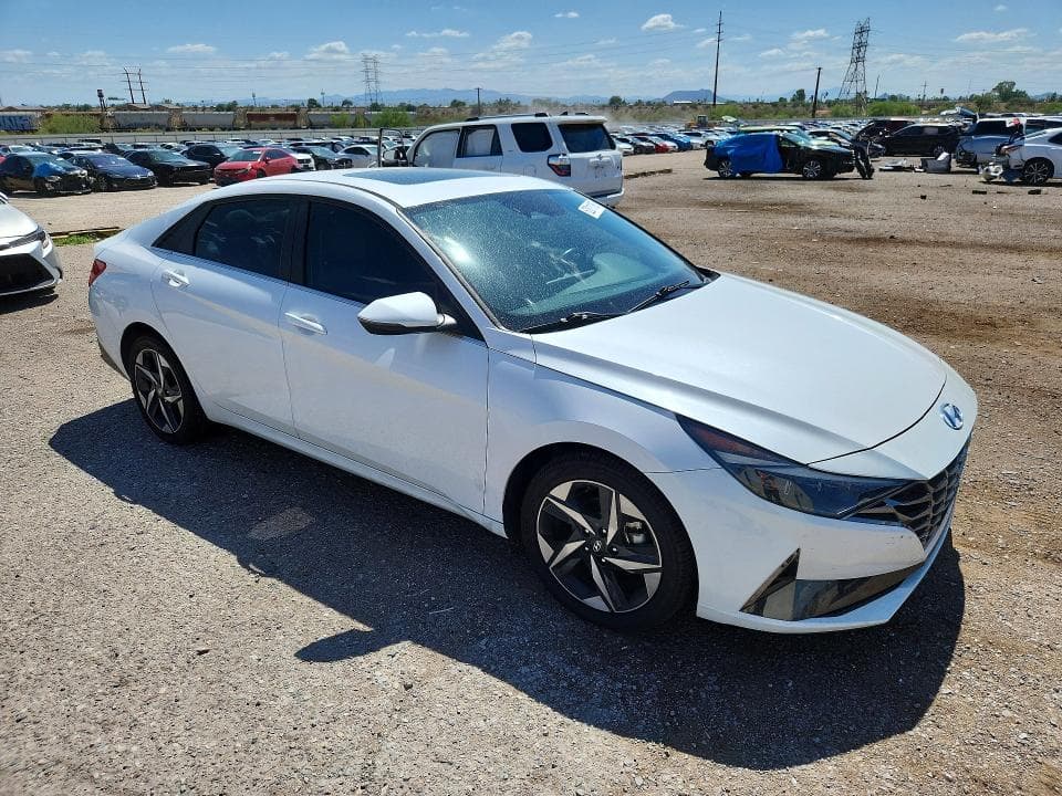 2022 HYUNDAI ELANTRA LIMITED 4