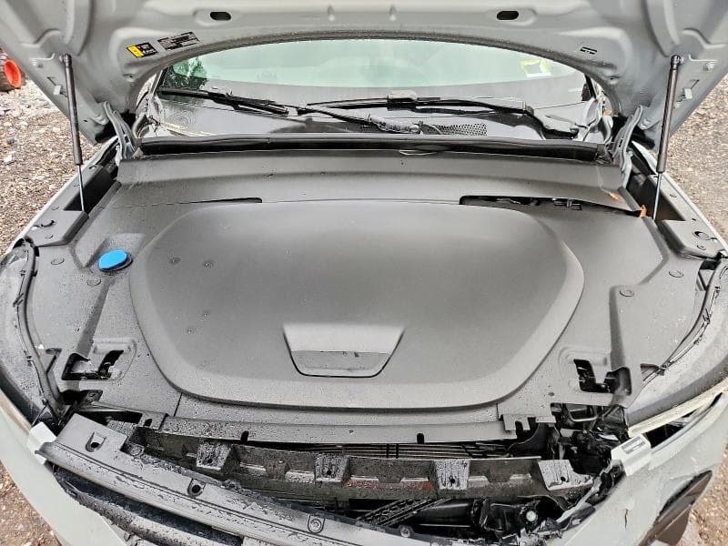 2025 VOLVO EX40 CORE 12