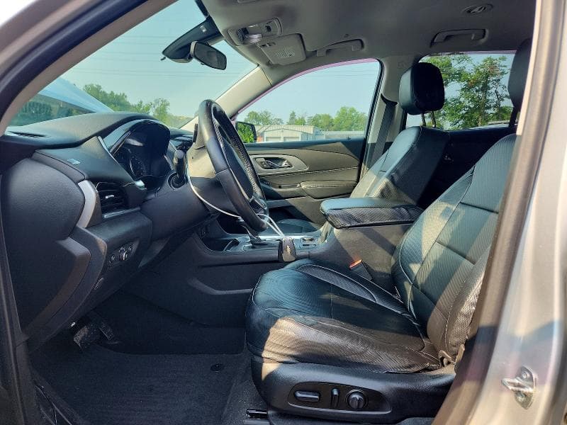 2020 CHEVROLET TRAVERSE LT 7