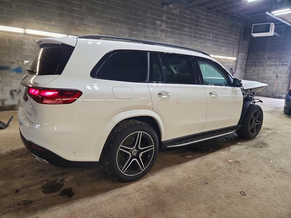 2024 MERCEDES-BENZ GLS 450 4MATIC 3