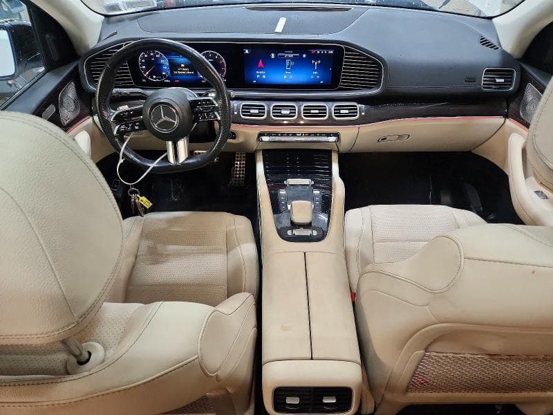 2024 MERCEDES-BENZ GLS 450 4MATIC 8