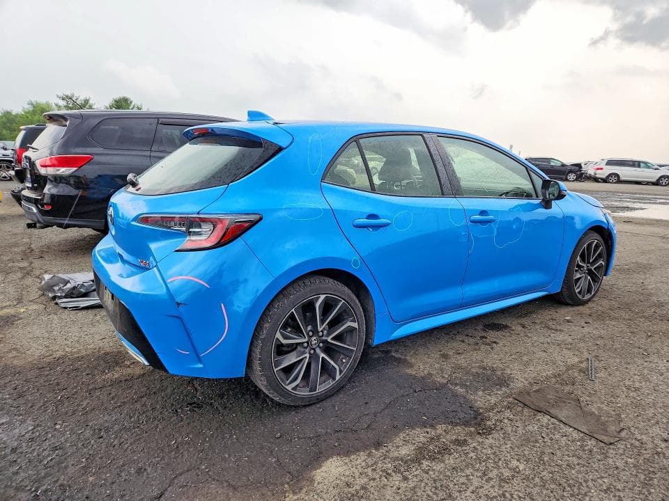 2021 TOYOTA COROLLA XSE 3