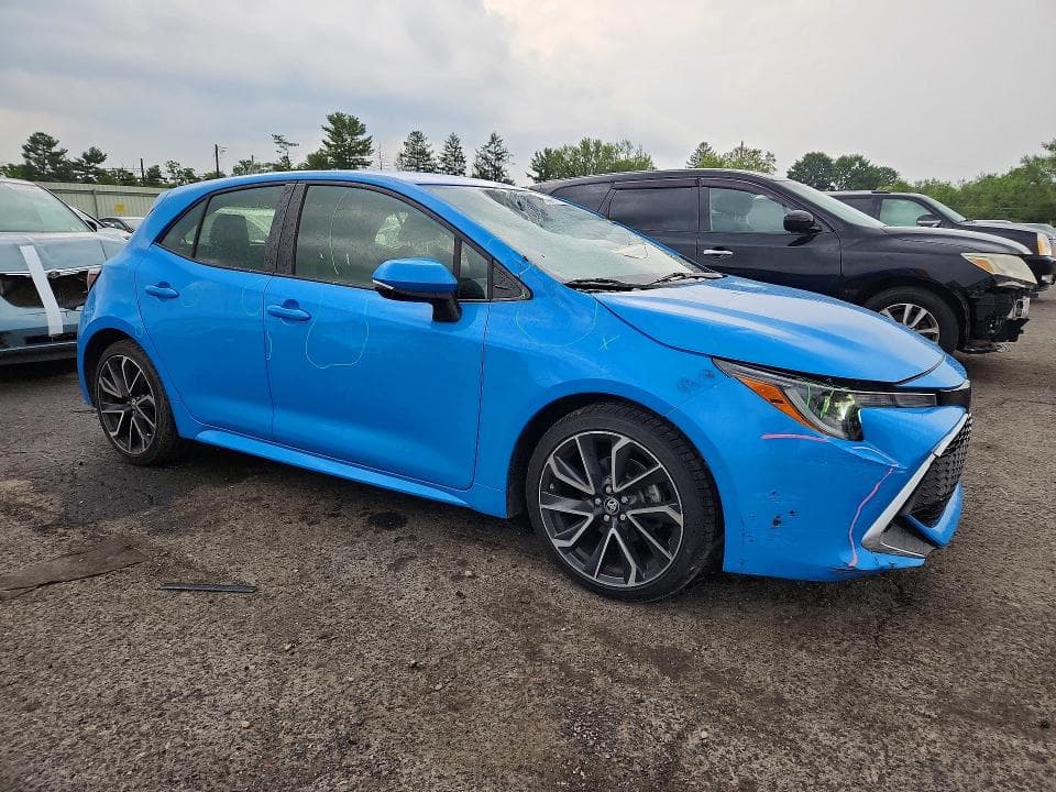 2021 TOYOTA COROLLA XSE 4
