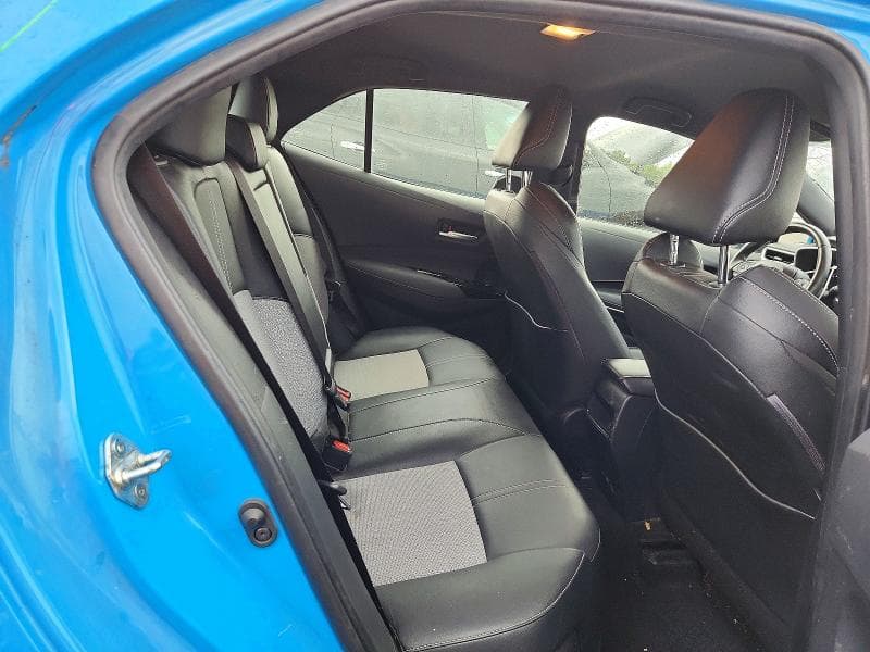 2021 TOYOTA COROLLA XSE 10