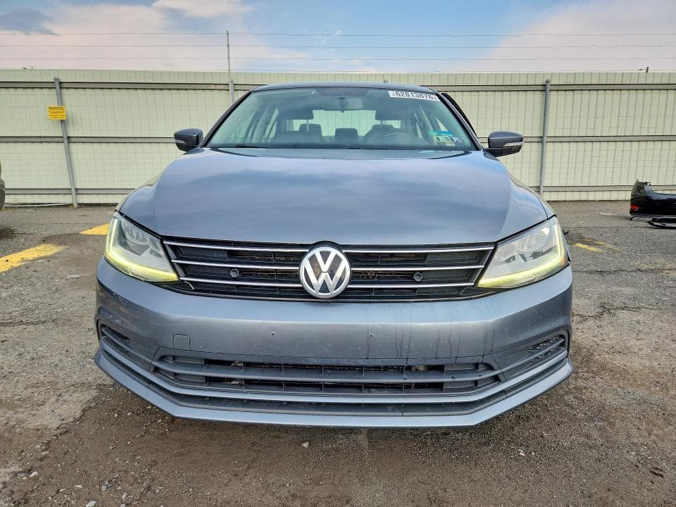 2017 VOLKSWAGEN JETTA SE 5