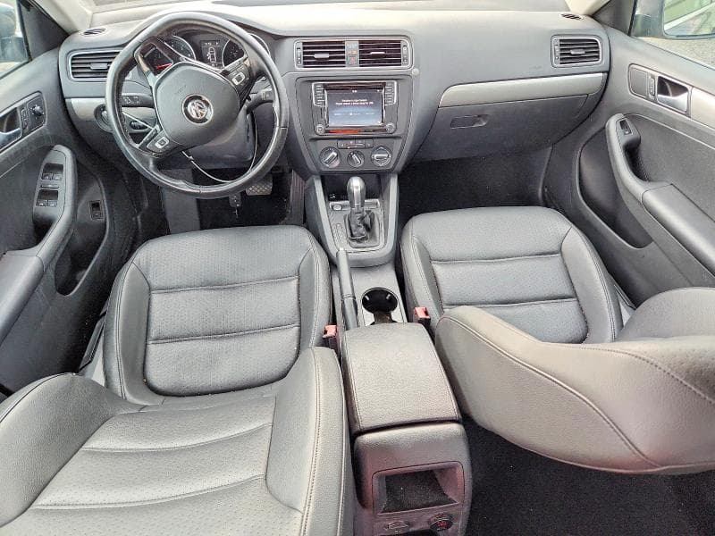 2017 VOLKSWAGEN JETTA SE 8