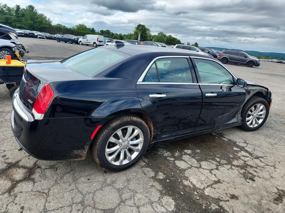 2017 CHRYSLER 300 LIMITED 3