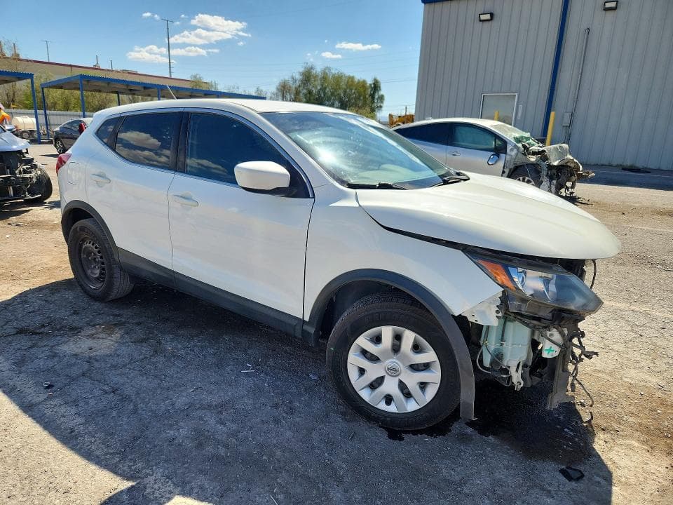 2018 NISSAN ROGUE SPORT S 4