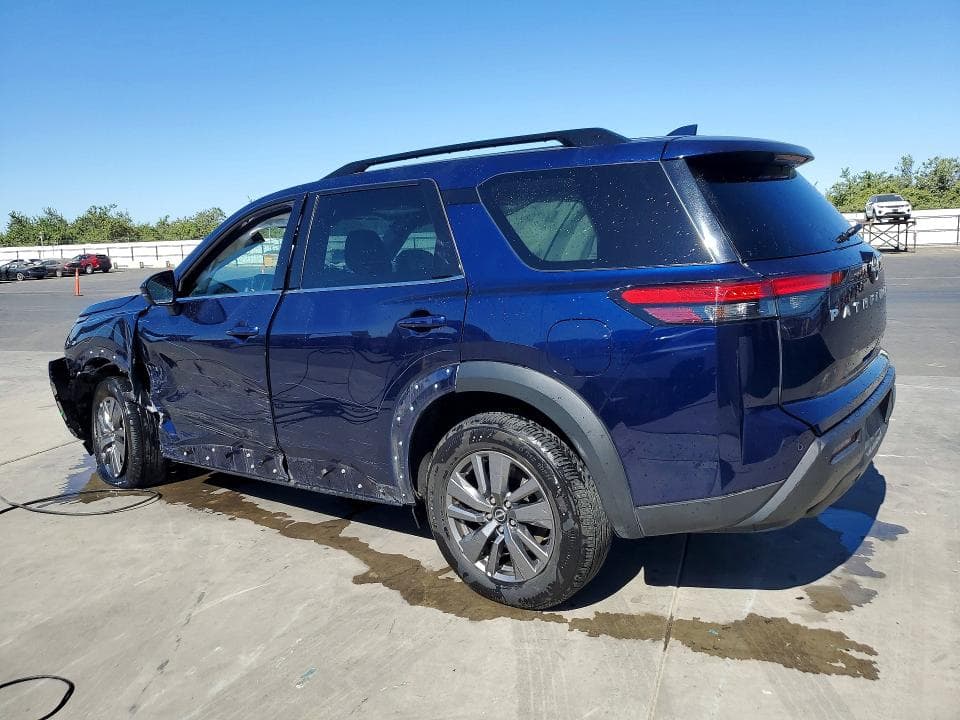 2025 NISSAN PATHFINDER SV 2