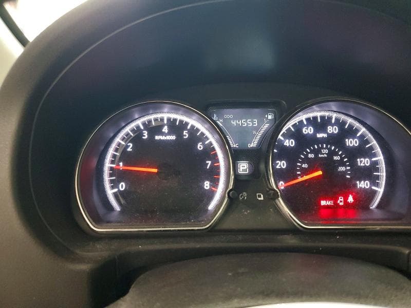 2018 NISSAN VERSA SV 9