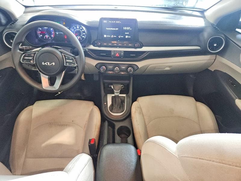 2023 KIA FORTE LXS 8