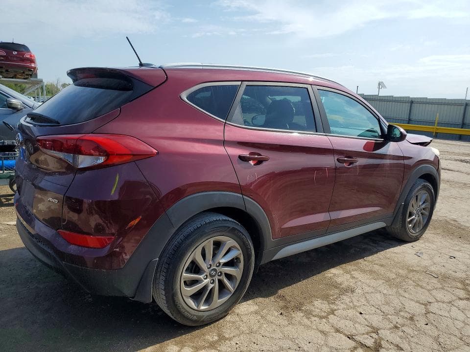 2017 HYUNDAI TUCSON SE 3