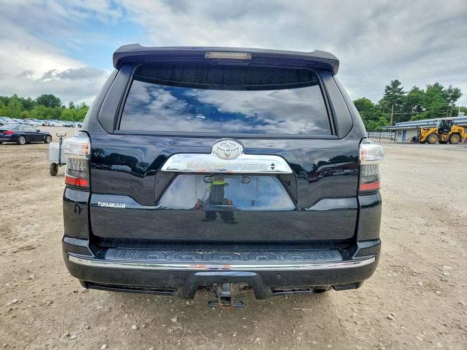 2021 TOYOTA 4RUNNER LIMITED 6