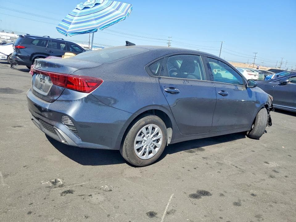 2023 KIA FORTE LX 3