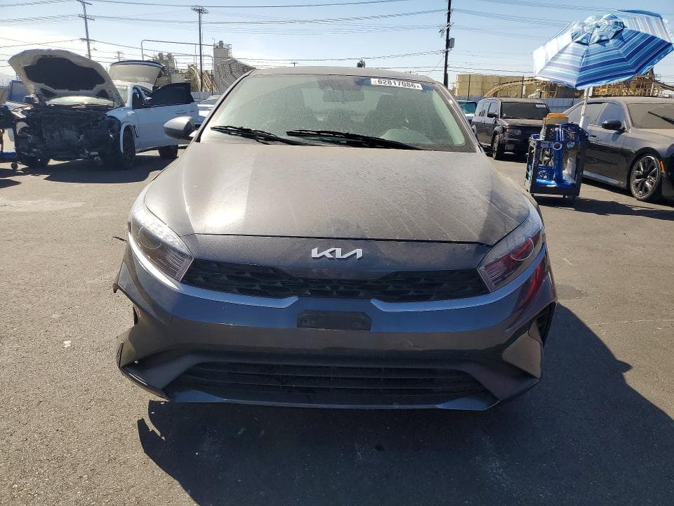 2023 KIA FORTE LX 5