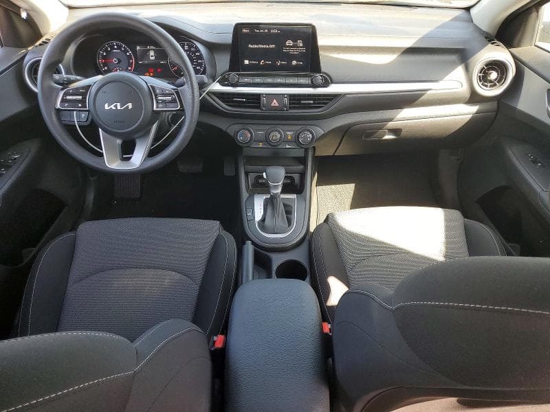 2023 KIA FORTE LX 8