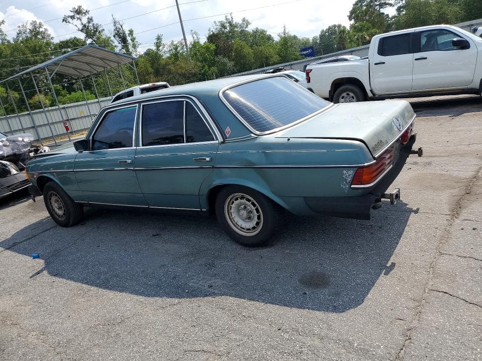 1985 MERCEDES-BENZ 300 DT 2