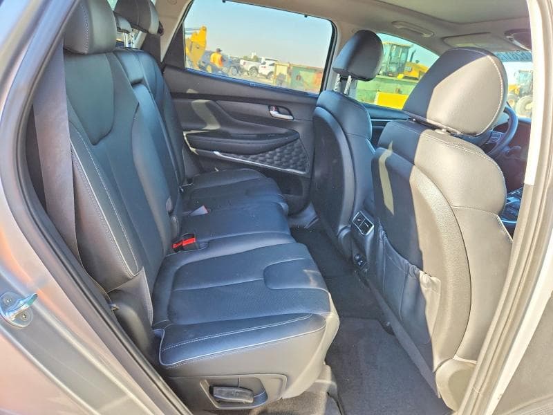 2023 HYUNDAI SANTA FE LIMITED 11