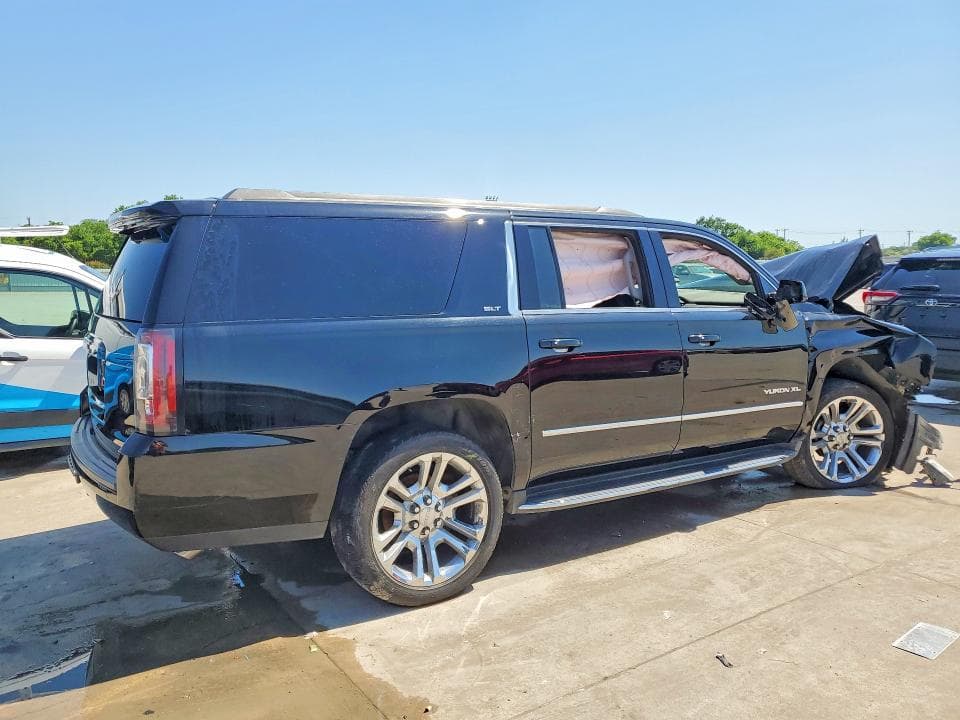 2019 GMC YUKON XL C1500 SLT 3