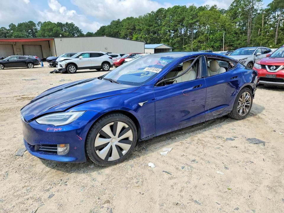 2020 TESLA MODEL S - 1