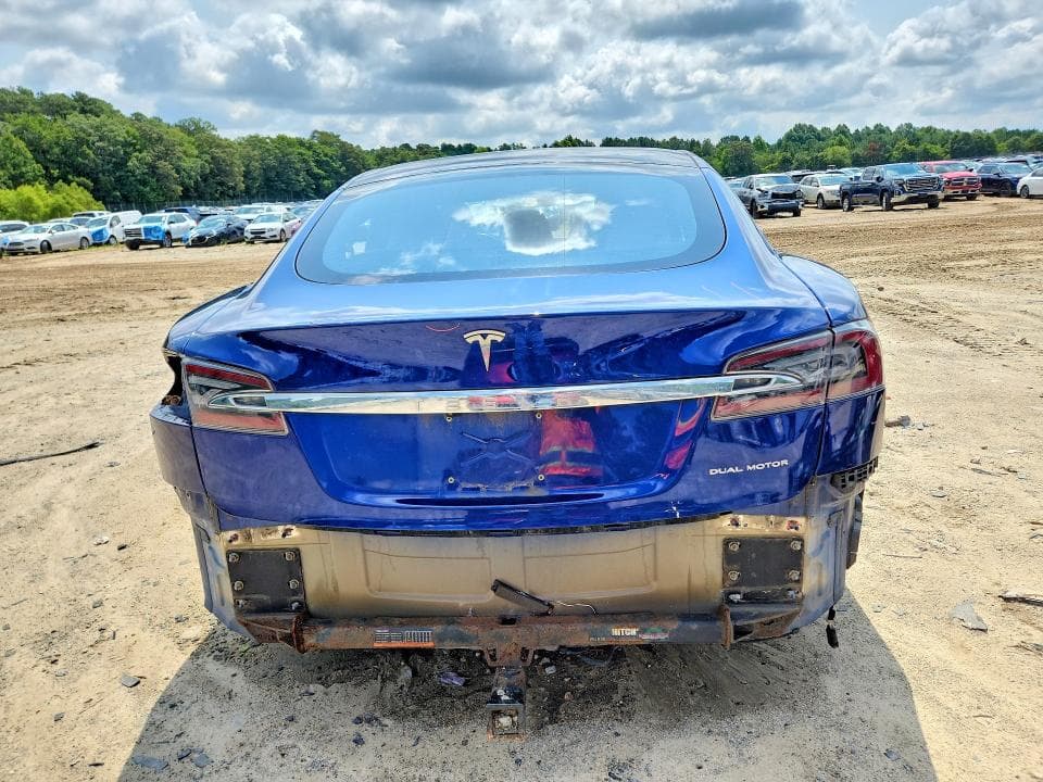 2020 TESLA MODEL S 6