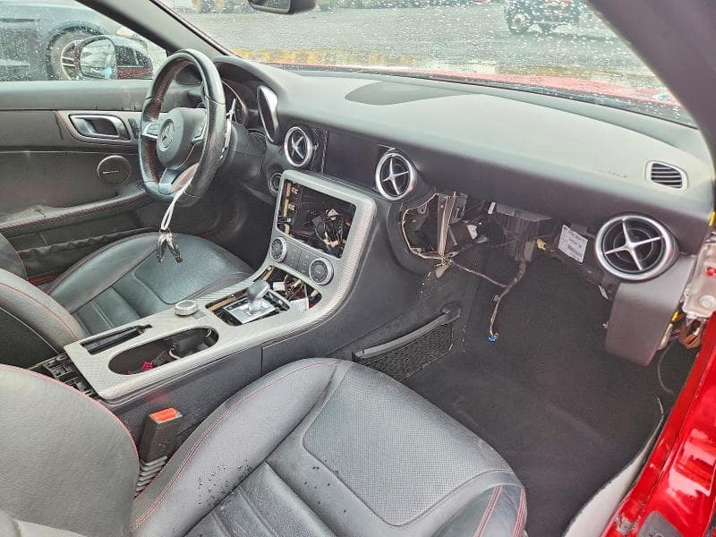 2017 MERCEDES-BENZ SLC 300 8
