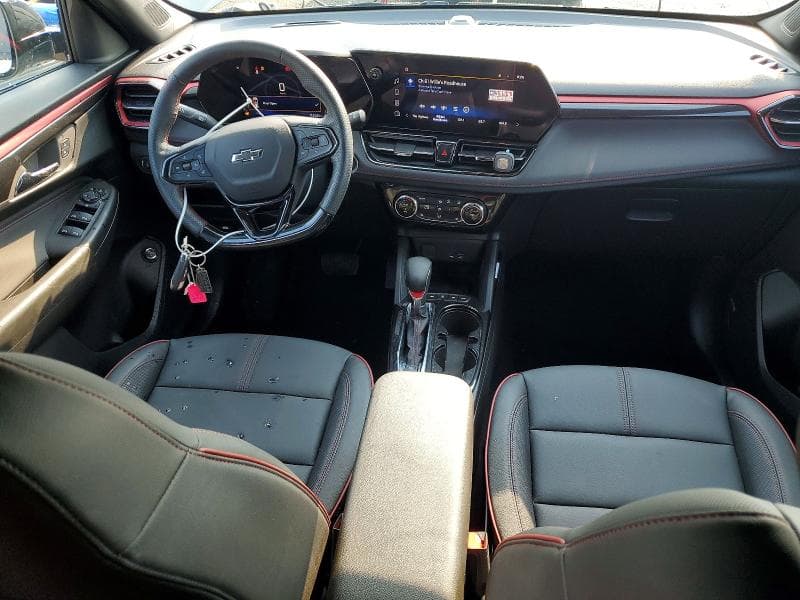 2026 CHEVROLET TRAIL BLAZER 330 8