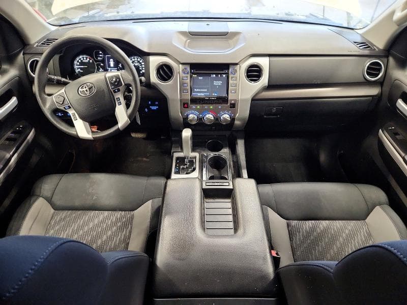 2019 TOYOTA TUNDRA CREWMAX SR5 8
