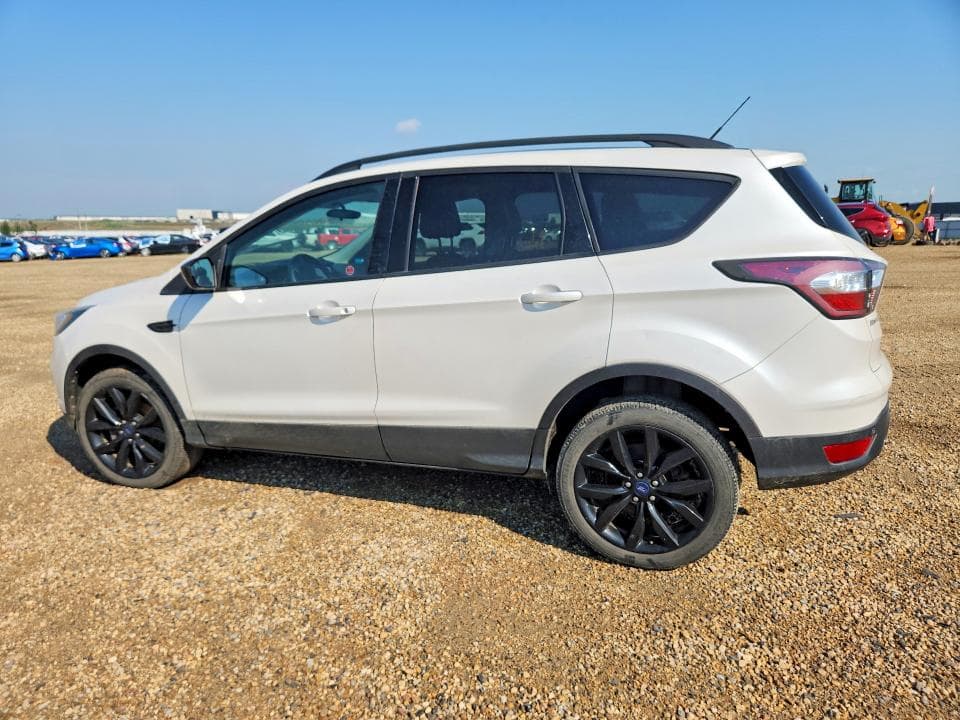 2017 FORD ESCAPE SE 2