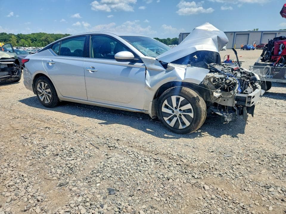 2019 NISSAN ALTIMA S S 4