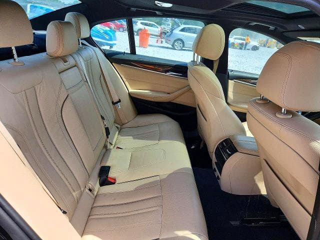 2017 BMW 530 I I 10