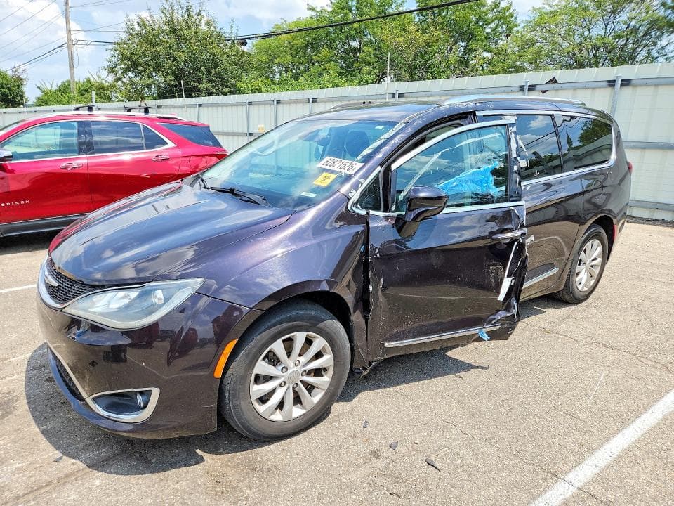 2018 CHRYSLER PACIFICA TOURING L - 1