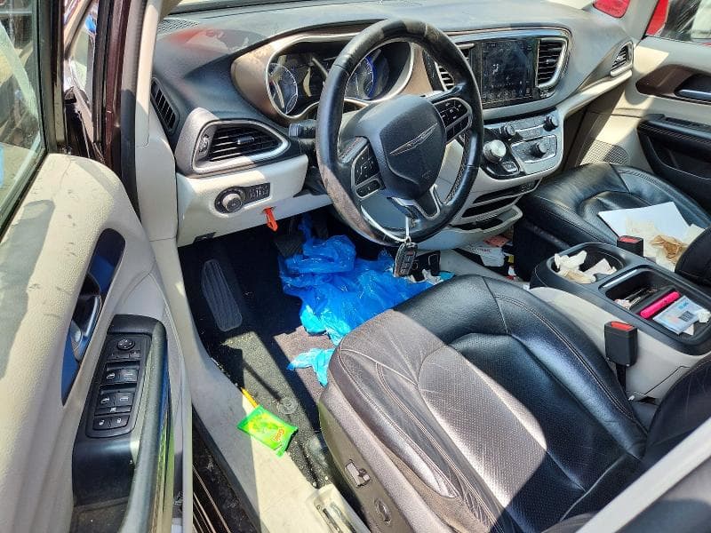 2018 CHRYSLER PACIFICA TOURING L 8