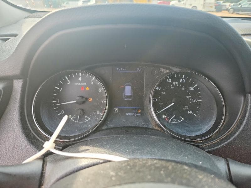 2018 NISSAN ROGUE S 9