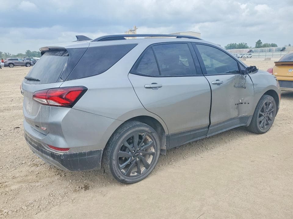 2023 CHEVROLET EQUINOX RS 3