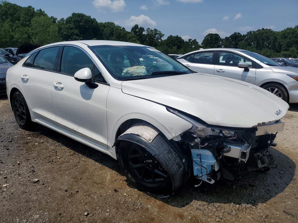 2025 KIA K5 LXS 4