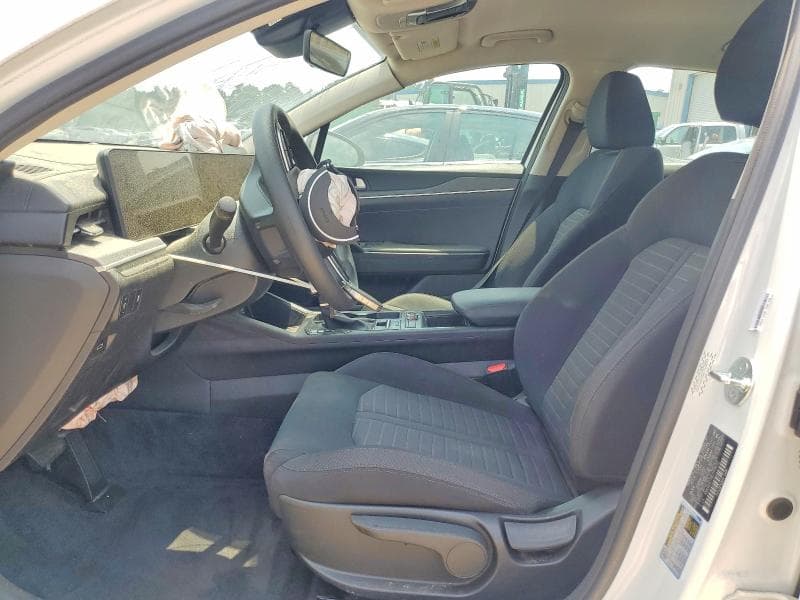 2025 KIA K5 LXS 7