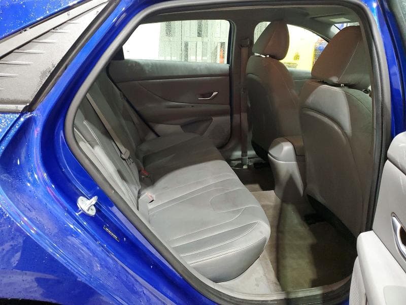 2023 HYUNDAI ELANTRA SEL 10