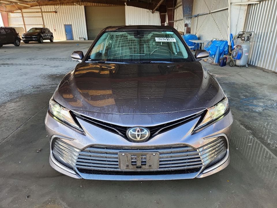 2023 TOYOTA CAMRY LE 5