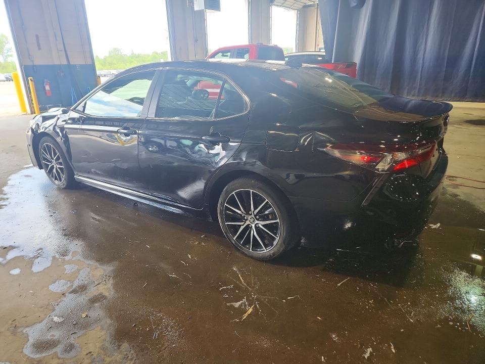 2024 TOYOTA CAMRY HYBRID SE 2