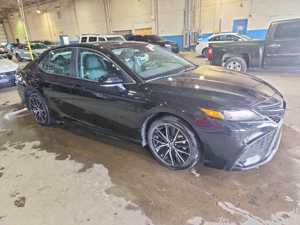 2024 TOYOTA CAMRY HYBRID SE 4