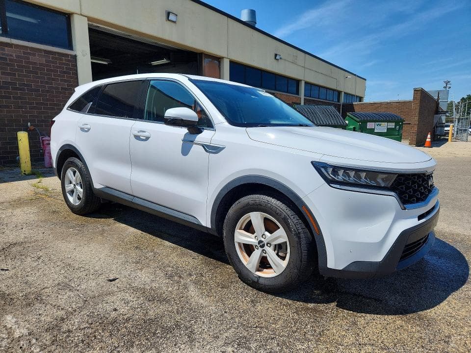2022 KIA SORENTO LX 4