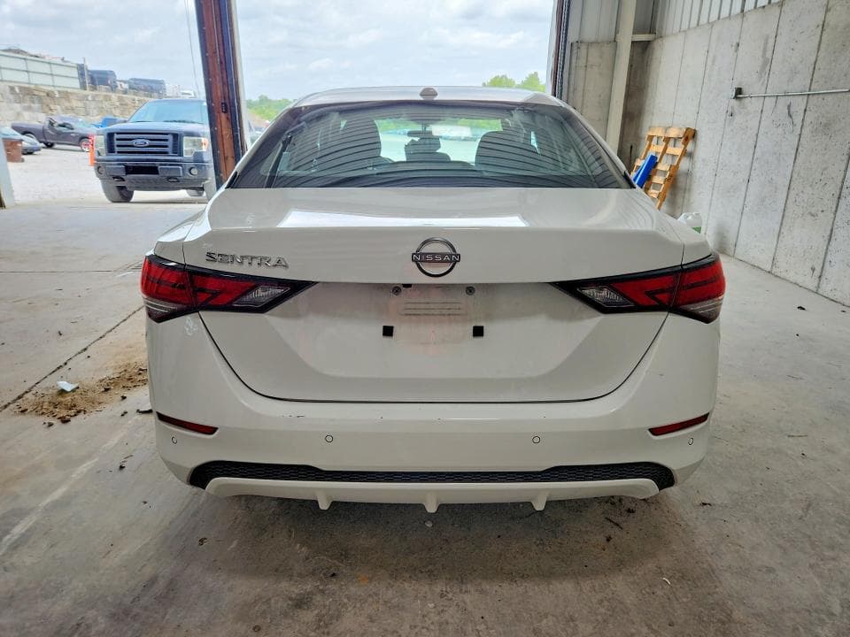 2025 NISSAN SENTRA SV 6
