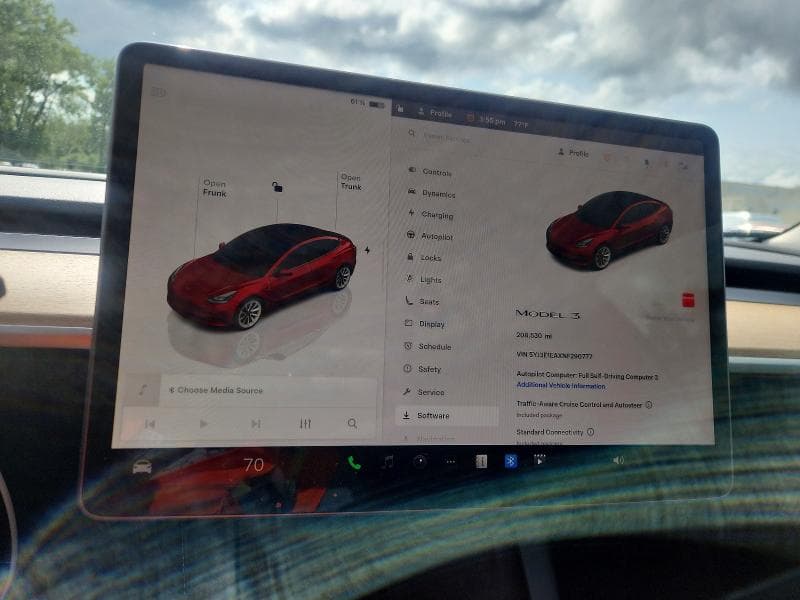 2022 TESLA MODEL 3 9