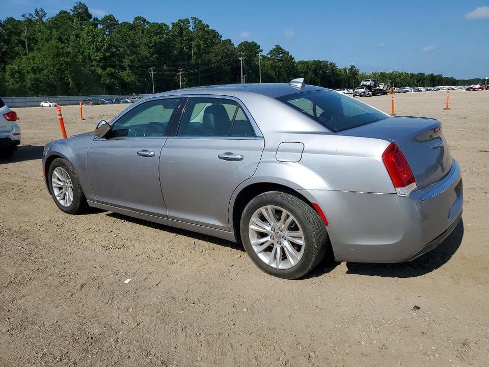 2017 CHRYSLER 300C 2
