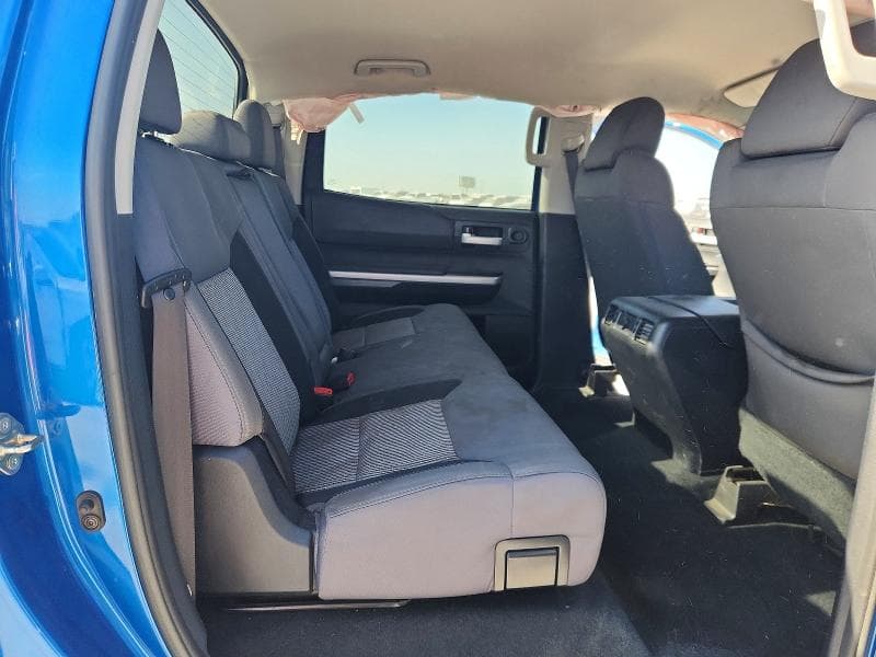 2017 TOYOTA TUNDRA CREWMAX SR5 10