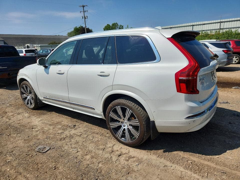 2023 VOLVO XC90 ULTIMATE 2