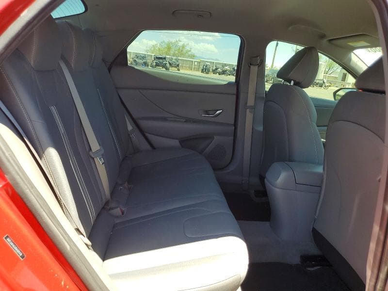 2022 HYUNDAI ELANTRA SEL SEL 10